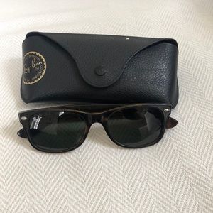 Rayban Wayfarers